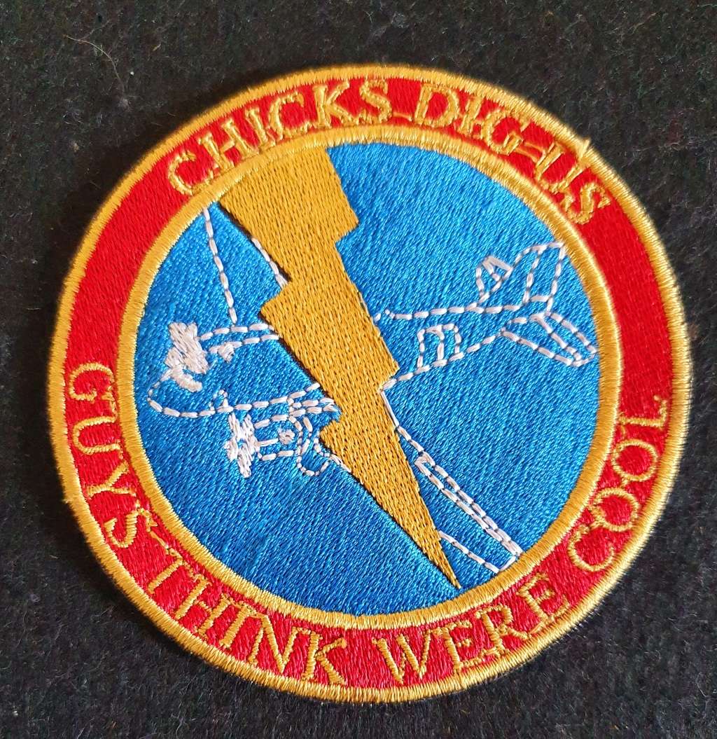 PILOT NOVELTY EMBROIDERED BADGE. 9CM DIA.