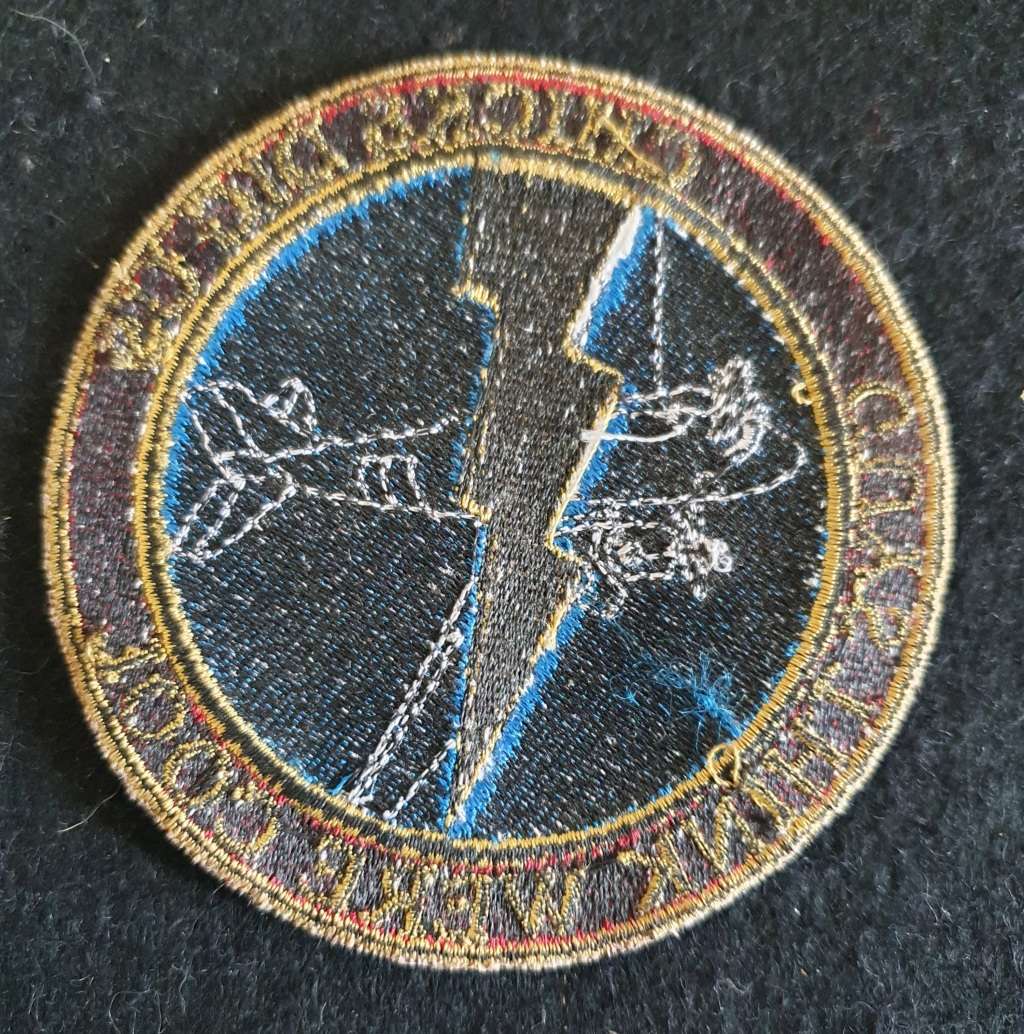 PILOT NOVELTY EMBROIDERED BADGE. 9CM DIA.