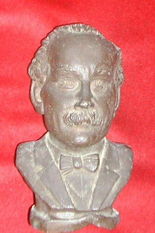 STATUETTE OF C.J.LANGENHOVEN BY FAMOUS ARTIST COERT L. STEYNBERG. VERY RARE.1934.