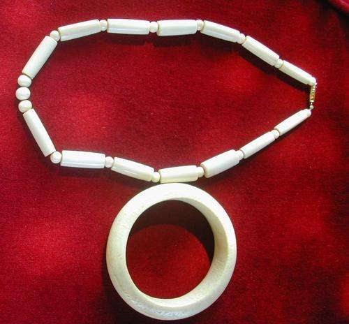IVORY BANGLE AND NECKLACE. STUNNING SET!!!