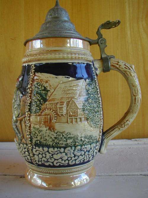 GERMAN BEER STEIN MUG ! WITH PEWTER LID.