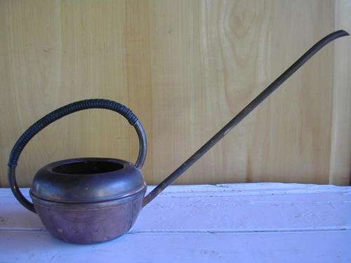 ANTIEKE LANG TUIT KOPER EN BRASS GIETER.  SKAARS ITEM!