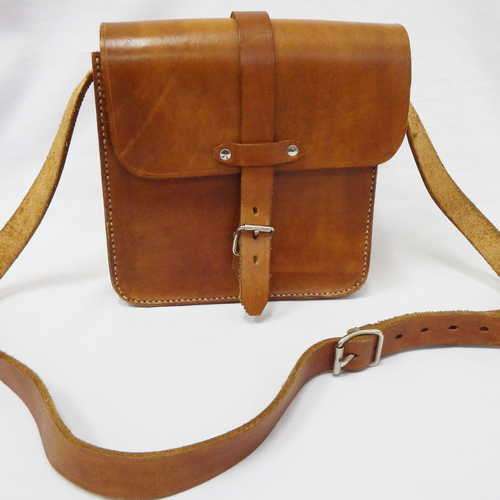 Genuine leather handbag - Excellent condition