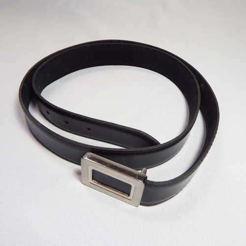 305 Classic black leather belt - Length: 126.5 cm