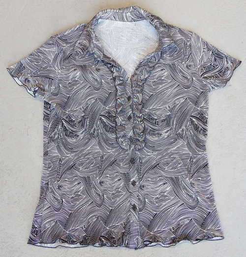 Woolworths ladies top - Stretchy - Black and white