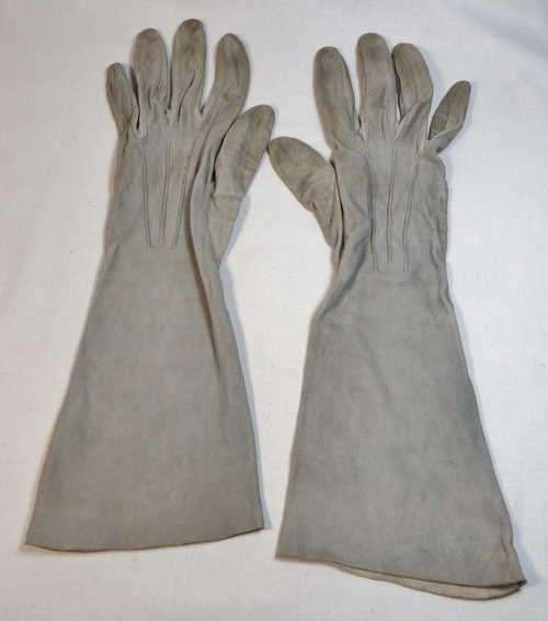 Vintage suede women's gloves