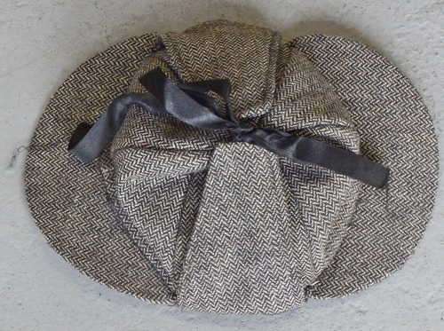 Sherlock Holmes Deerstalker cap - 24 x 30 cm