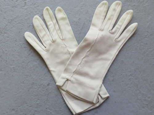 Vintage beige women's gloves
