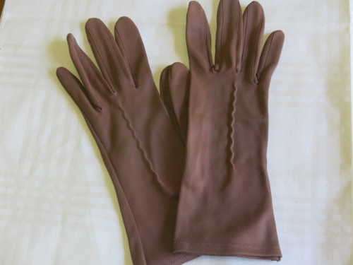 Vintage brown ladies gloves