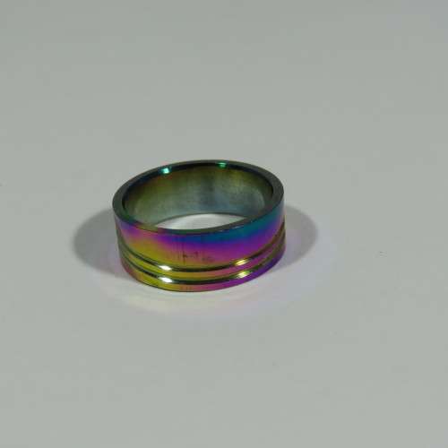 Lot of 4 costume jewellery rings