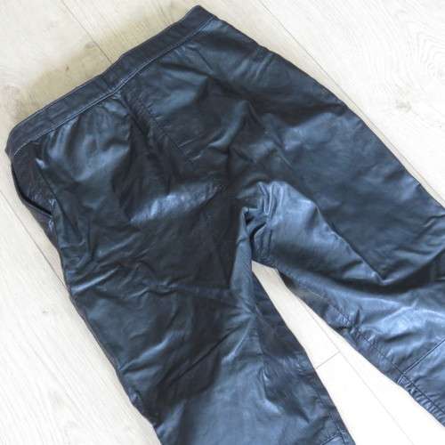 Skinz leather trousers - Size 36 - Good condition - Inner leg 68 cm