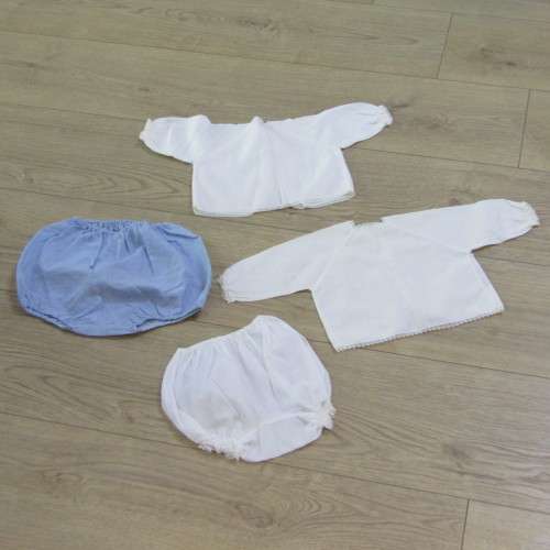 Lot of 16 vintage baby clothes - very very good condition