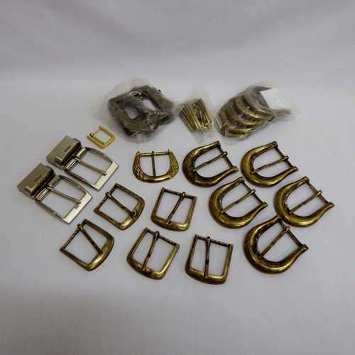 Lot of 29 new belt buckles - Sold as a lot - Including 2 Polo buckles