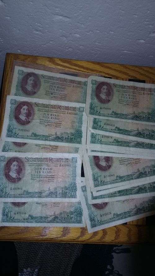 G Rissik R10 1st issue