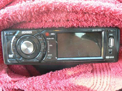 /////////WHATS THIS JENSENS DVD CAR RADIO AND USB ///