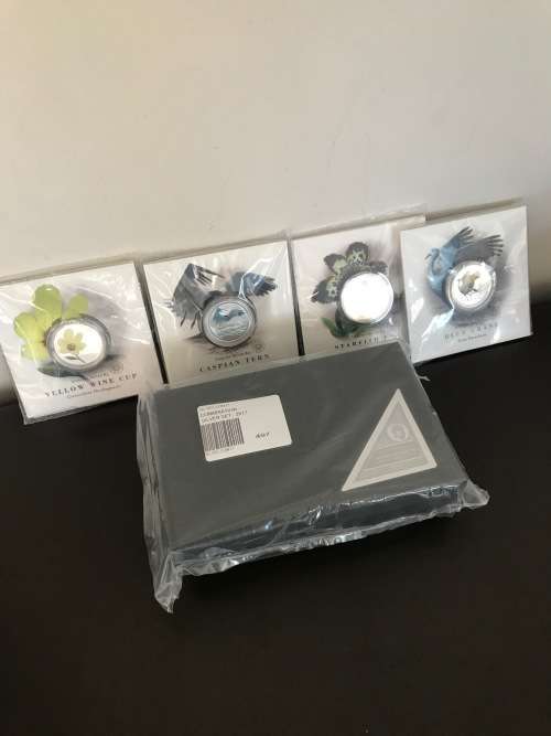 2017 SA Mint 4 coloured coins + heart transplant set