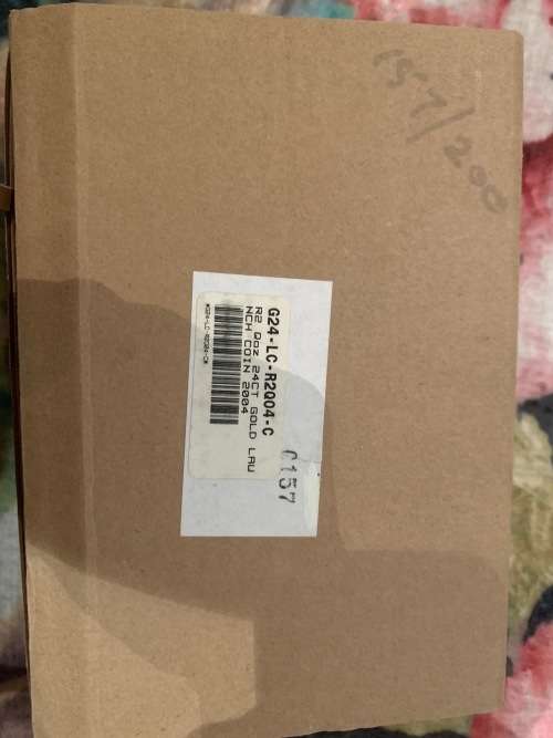 2004 Drakensberg Heritage coin Launch set box only. Fits 2 x 1/4 oz coins