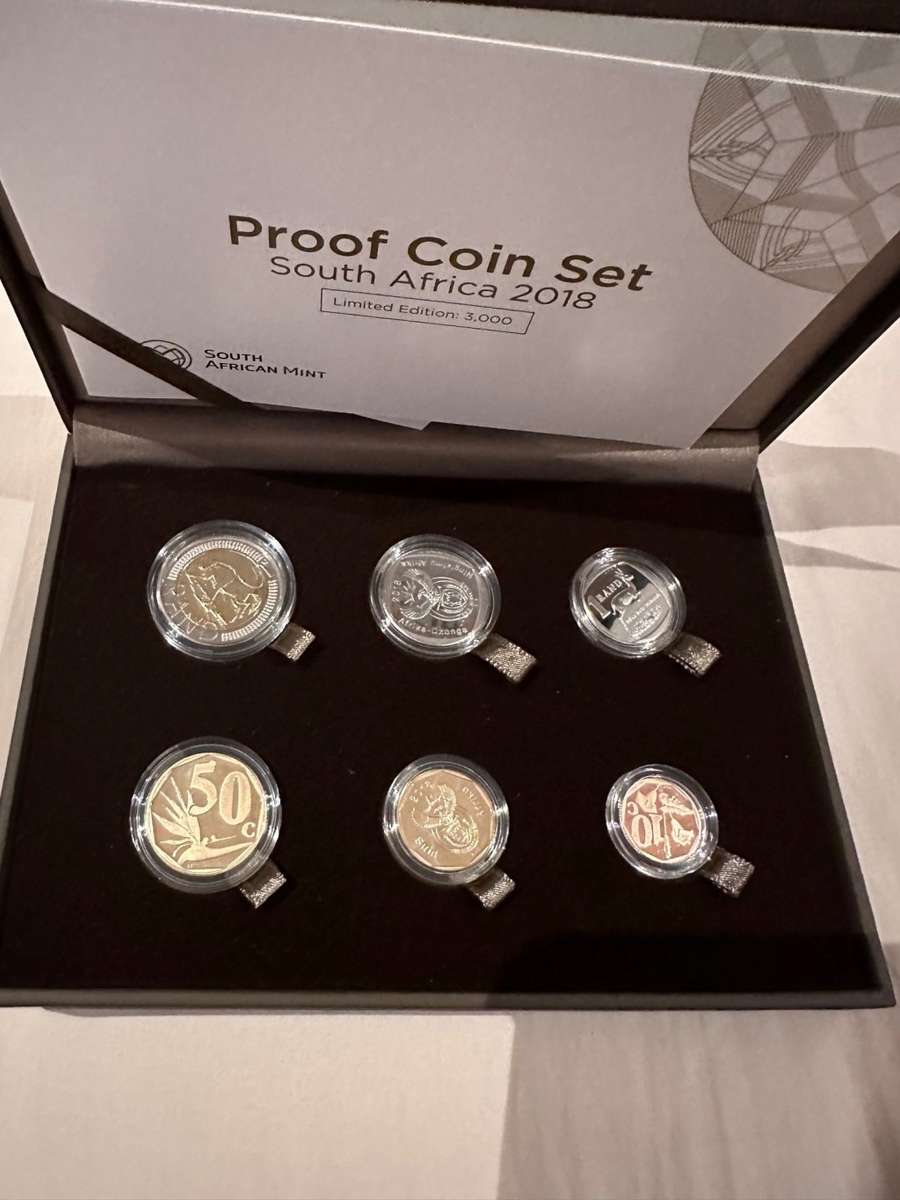 2018 South Africa Proof Coin set Circulation - low mintage 352