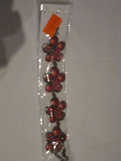 Jewellery - Red flower bracelet