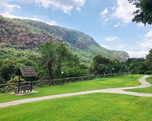Seven Night stay in school holiday season @ Mount amanzi 24 - 31 March 5 Sleeper!