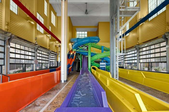 Valentines Week , Breakers Resort , 12-17 February 2024 ( 5 nights ) 6 Sleeper 4 adults 2 kids