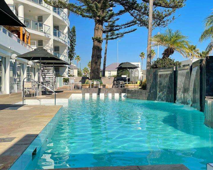The Peninsula Hotel / 20-24 May 2024 (4 nights) studio 2 adults 2 kids
