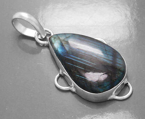 ***RAINBOW LUSTRE  LABRADORITE*** 925 STERLING SILVER PENDANT