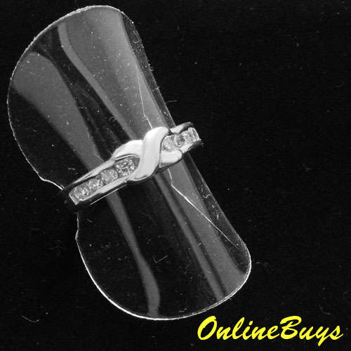 ***LAST ONE IN STOCK***Spectacular Cross Over Designer Ring Size 6