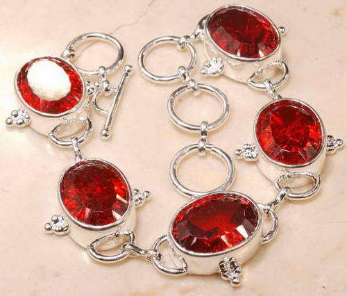 MAGNIFICENT !!!  UNIQUE Red Mystic Topaz ,Thai Sterling Silver Bracelet 21 cm Long