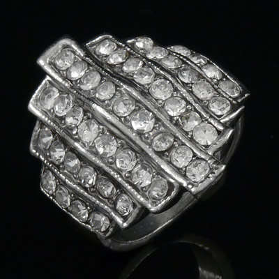 OUT OF THE ORDINARY !!! Paved Diva Design Stunning Dress Ring 6 1/2 ( N )