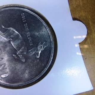 10x RARE TAG EAR R1 Coins @ R250 each.