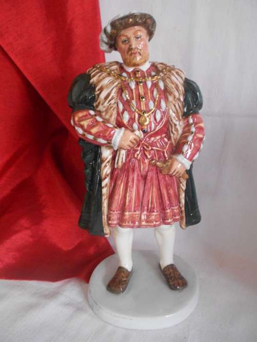 Royal Doulton : Figurine of Henry VIII Ltd Edition No. 2068 of 9,500 : HN3468