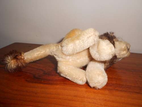 For the Collector, Steiff "Leo the Lion" in great condition, early 1960's, with Tag