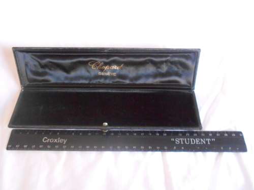 Very Stylish "Chopard" (Geneva), Vintage Leather-bound Watch Case, Chic and in good condition