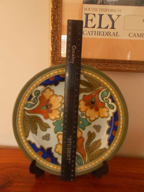 SIMPLY BEAUTIFUL!  GOUDA Zuid-Holland Plate signed by Peggy, No. 4634 : 1930's