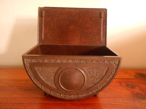 Very Unusual Vintage Art Deco (c1930) Hinged Bakelite Teofani Cigarette Box, VG Condition