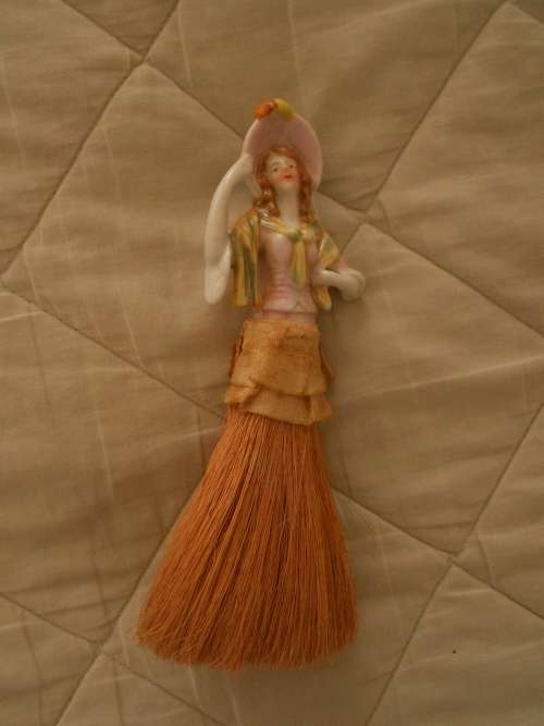 Rare porcelain Victorian Lady Half-doll Crumb/Vanity Brush : Gd Condition