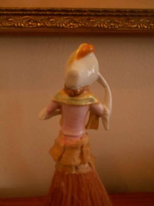 Rare porcelain Victorian Lady Half-doll Crumb/Vanity Brush : Gd Condition