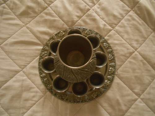 Attractive 8 Cup Wine Kiddush Fountain, Judaica