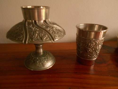 Attractive 8 Cup Wine Kiddush Fountain, Judaica