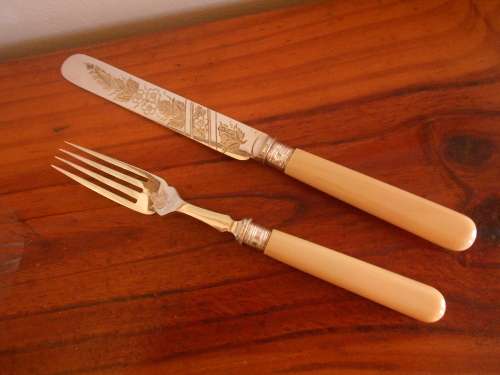 Antique VICTORIAN SILVER-PLATED (EPGS, WMF) 24pce Cutlery Set, Bone Handles, VGC, Free Shipping