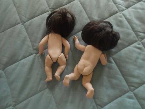 BUY NOW! Pair HORSMAN "TYNIE BABE"  Vintage Bisque Dolls, Signed/Dated, VGC: Price for Pair