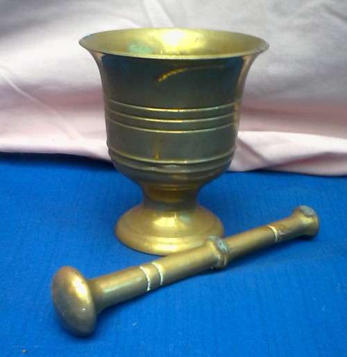 BRASS MORTAR AND PESTLE