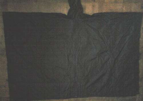 ARMY RAIN PONCHO  ( NUMBER 20)
