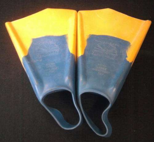 CHURCHILL  THE ORIGINAL SWIMFINS  SIZE EXTRA LARGE