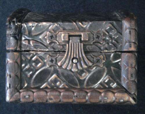 SMALL WOODEN CHEST FOR JEWELLERY