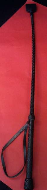 HORSE RIDING CROP