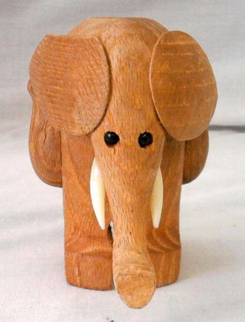 SMALL WOODEN ELEPHANT 8cm HIGH