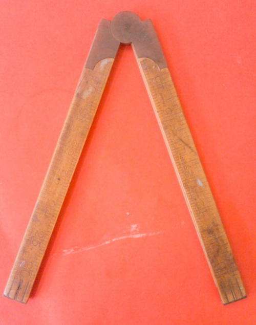 OLD STYLE FOLD OUT RULER
