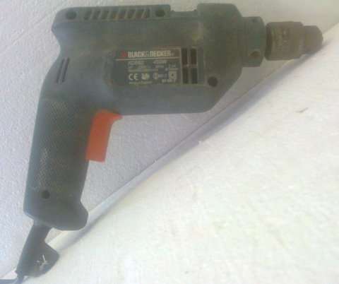 BLACK&DECKER HAND DRILL